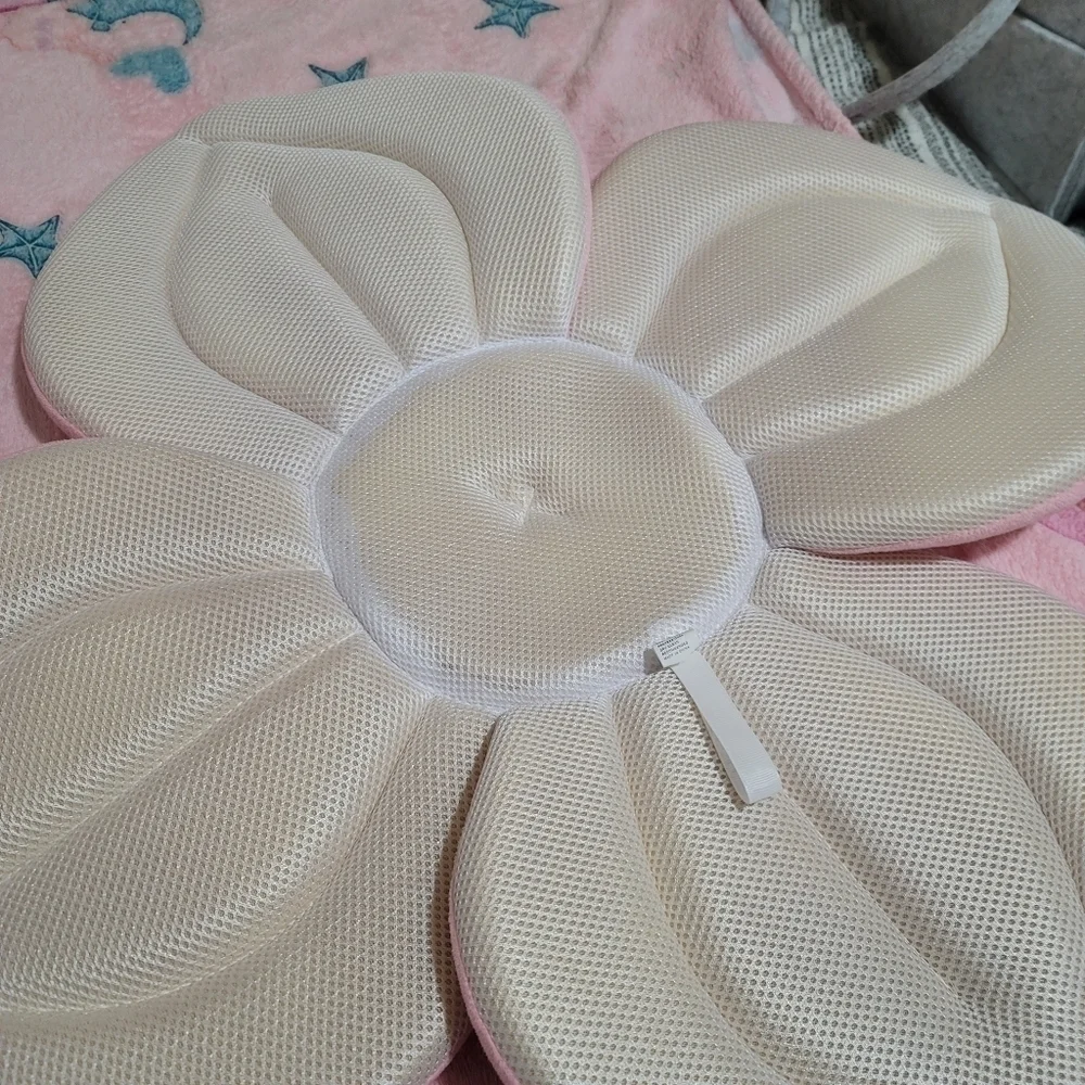 Flower Baby Girl Bath Soft Blooming Bath Seat One Size